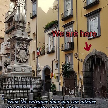 Ad Un Passo Dal Duomo "2" Apartment เนเปิลส์ ภายนอก รูปภาพ