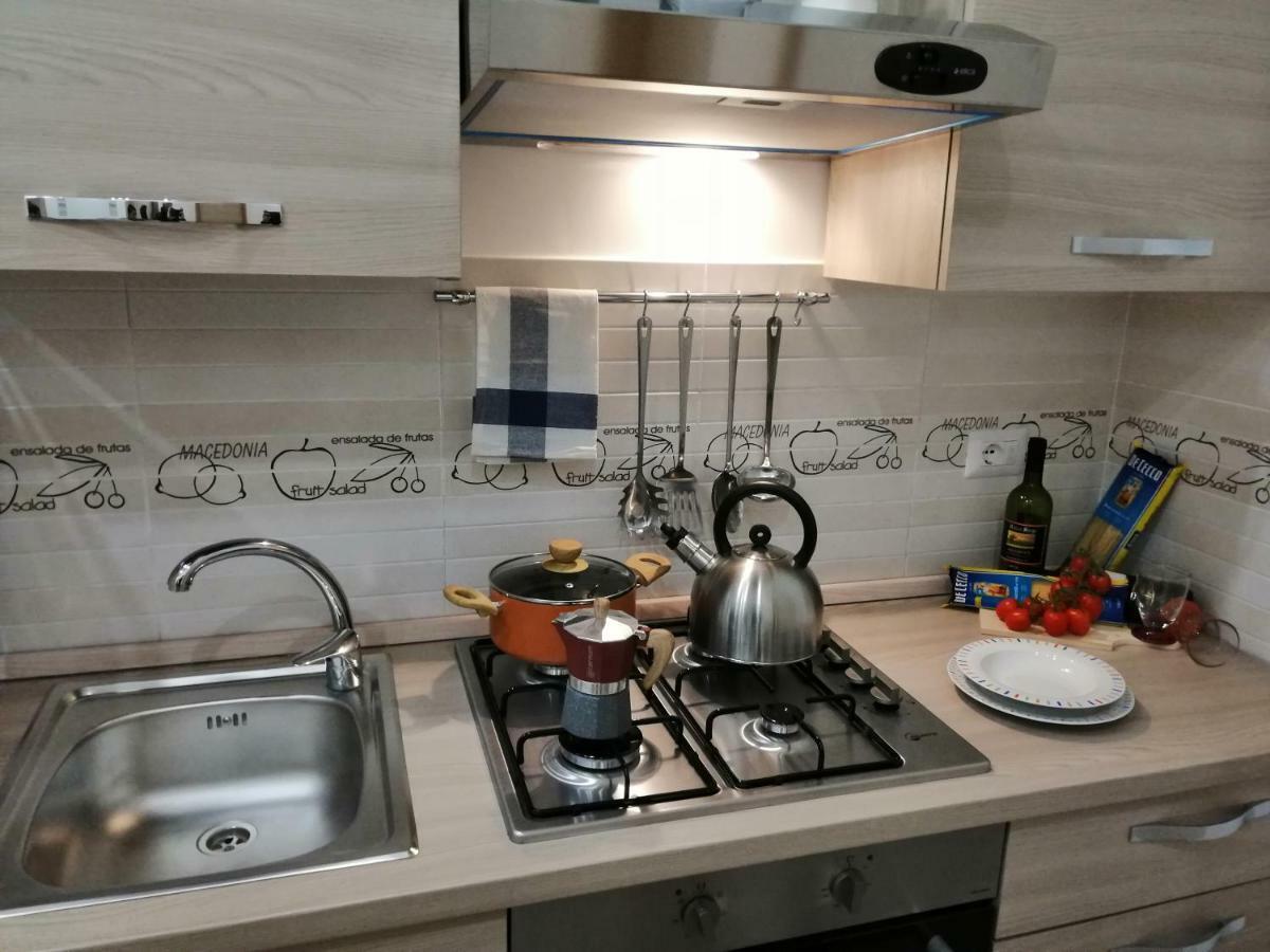Ad Un Passo Dal Duomo "2" Apartment เนเปิลส์ ภายนอก รูปภาพ